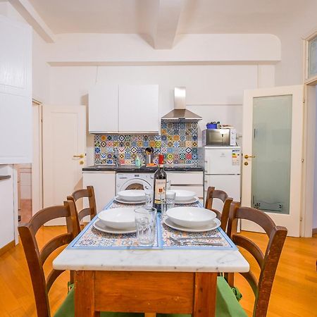 Irina Florence House ภายนอก รูปภาพ